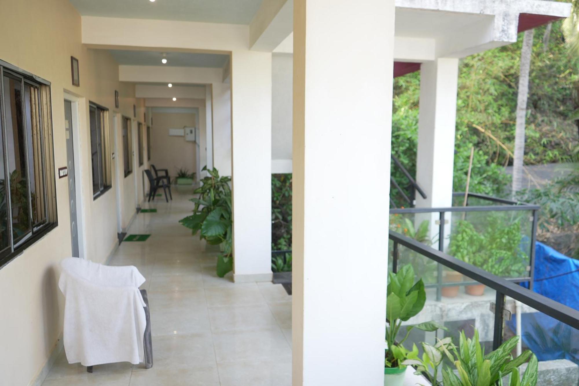 This Is It Beachfront - Rooms, Cafe & Events Arambol Ngoại thất bức ảnh