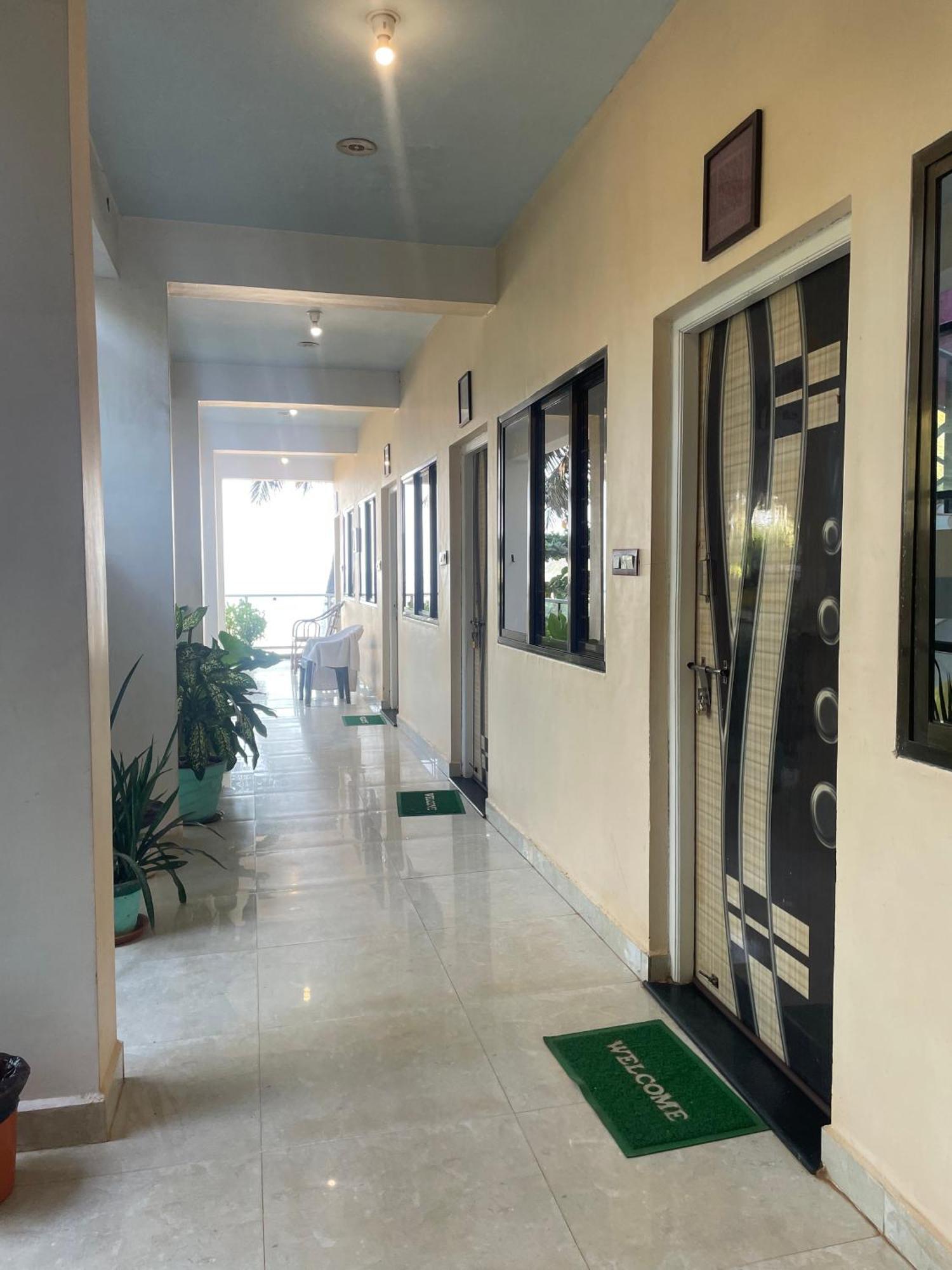 This Is It Beachfront - Rooms, Cafe & Events Arambol Ngoại thất bức ảnh