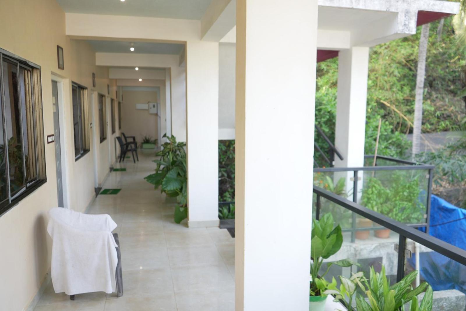 This Is It Beachfront - Rooms, Cafe & Events Arambol Ngoại thất bức ảnh